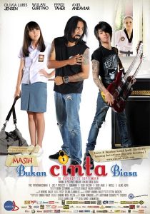 Masih Bukan Cinta Biasa (2011)